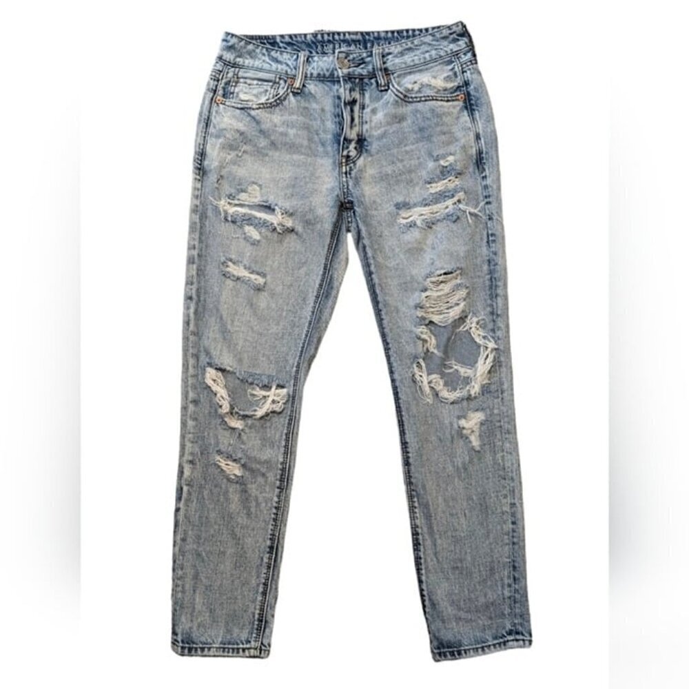 American Eagle Tom girl disstresed regular size hi-rise  sz 2